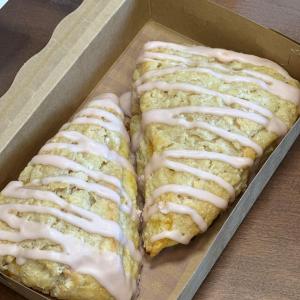 Peaches & Cream Scones